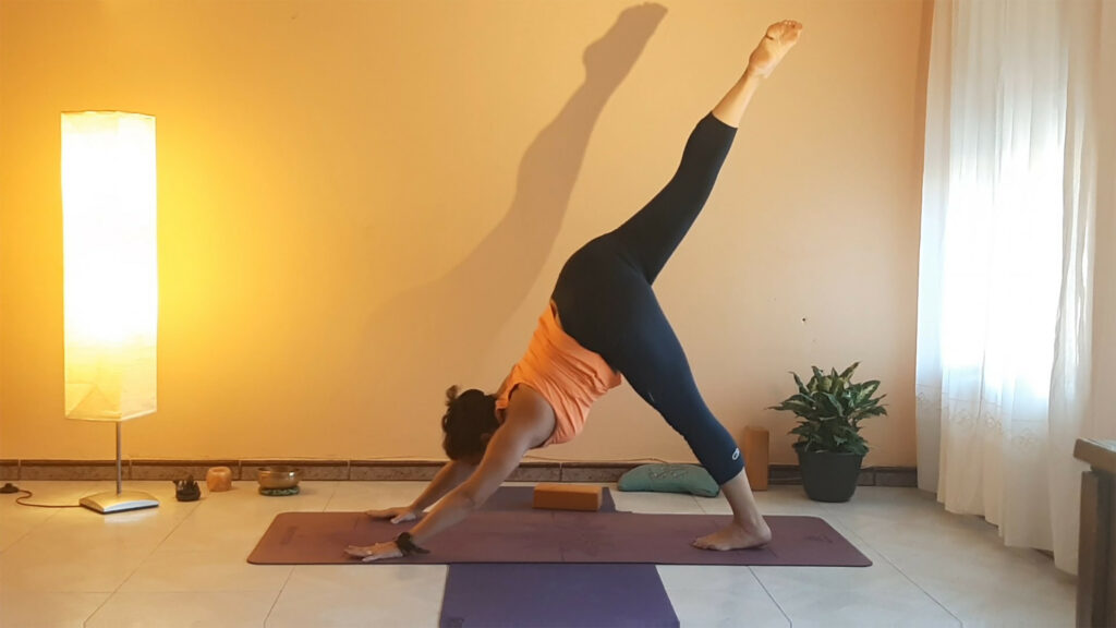 yoga, la respiración y el movimiento consciente se unen para acompañarte en tu proceso de transformación